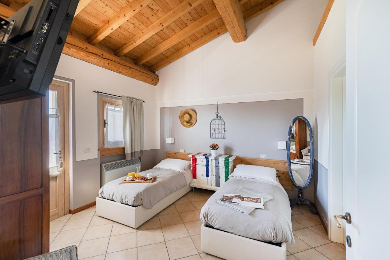 Garda Country House By Wonderful Italy Apartment Lonato Luaran gambar