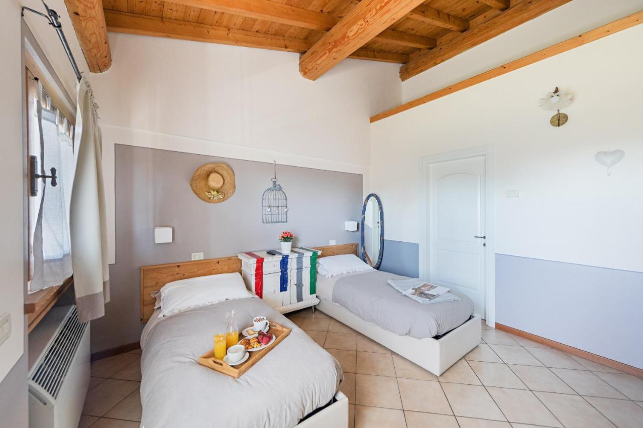 Garda Country House By Wonderful Italy Apartment Lonato Luaran gambar